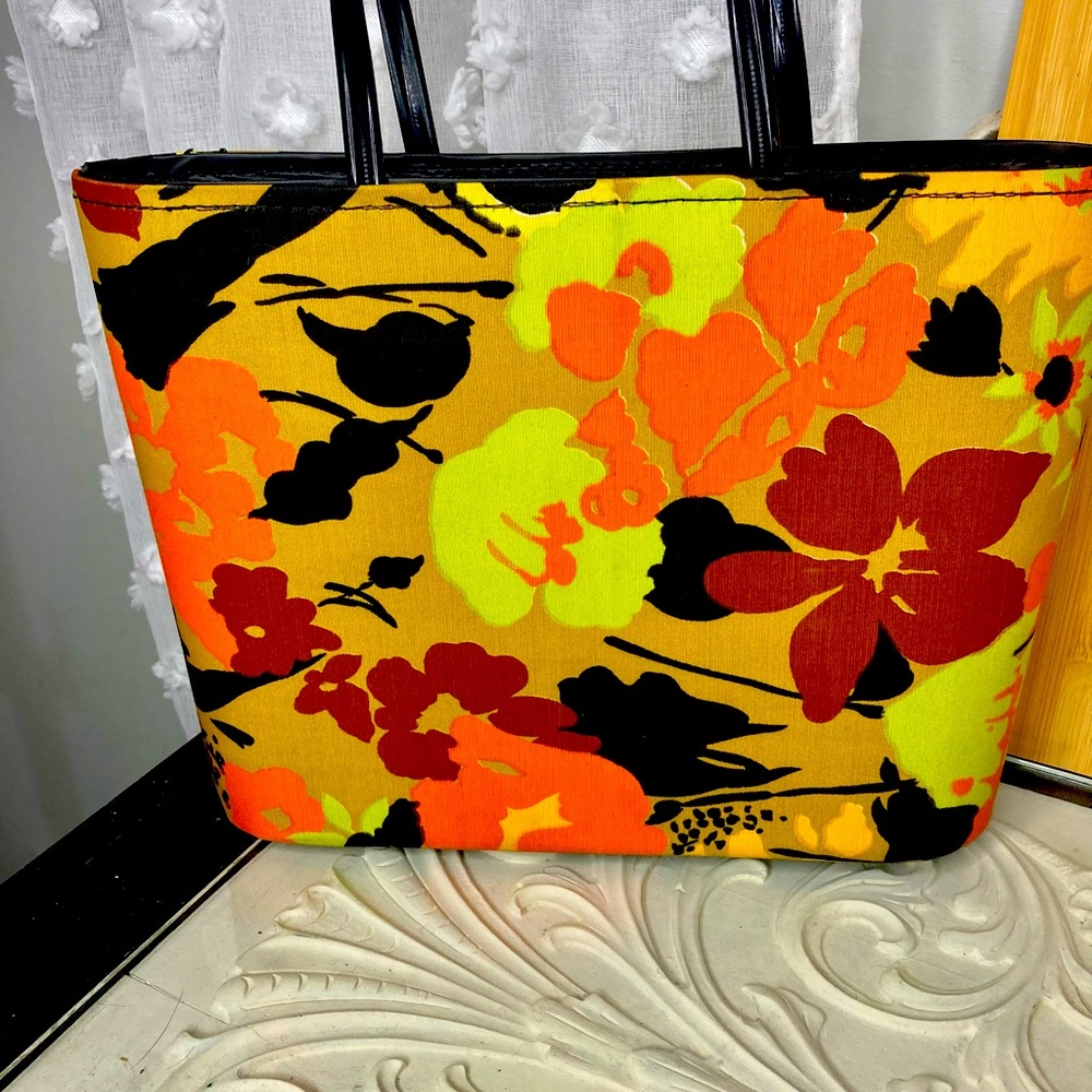 Super Pretty Vintage Fall Colored Small Tote Purse Bag